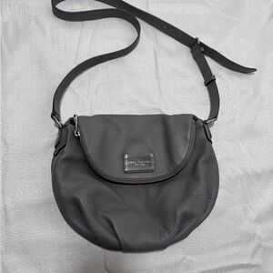 Marc Jacobs Gray Leather Crossbody Bag Adjustable Strap Designer Purse